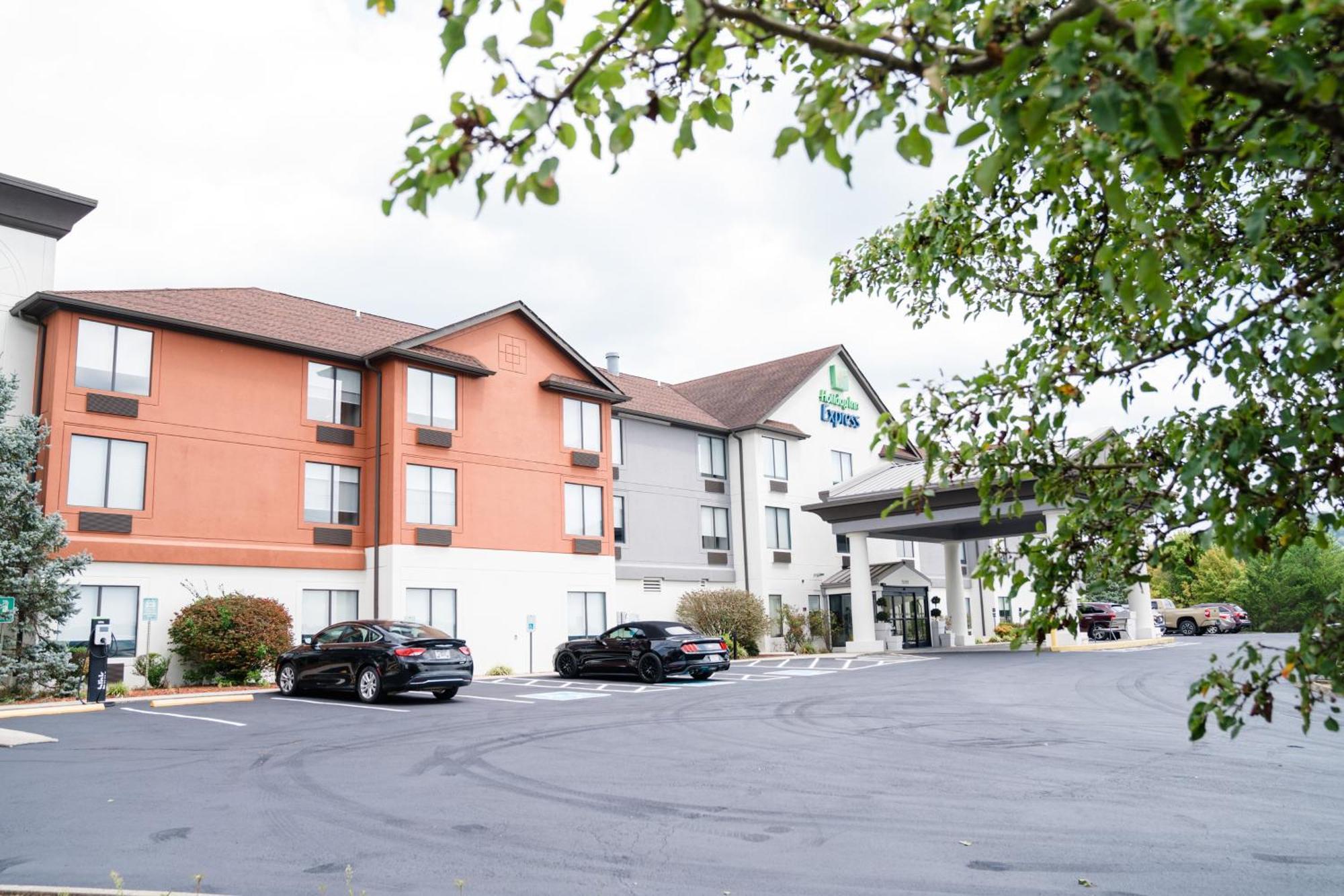 Holiday Inn Express Hotel & Suites Knoxville-North-I-75 Exit 112 By Ihg Eksteriør bilde